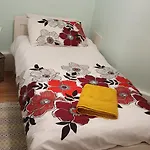 Private Single Room Guest Sleep